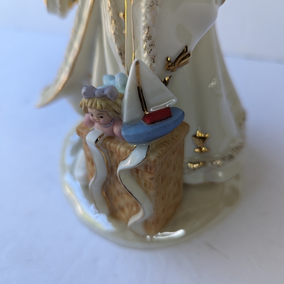 Lenox Porcelain Christmas Classic Pere Noel SANTA Figurine Limited Edition - Picture 4 of 6